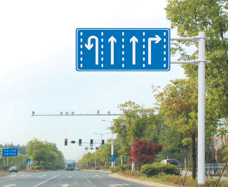 玉树高速公路标志杆